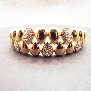 BRIGHT GOLDEN TEARDROPS W/ ALTERNATING CRYSTAL SET "TEETH" HINGED BRACELET C1